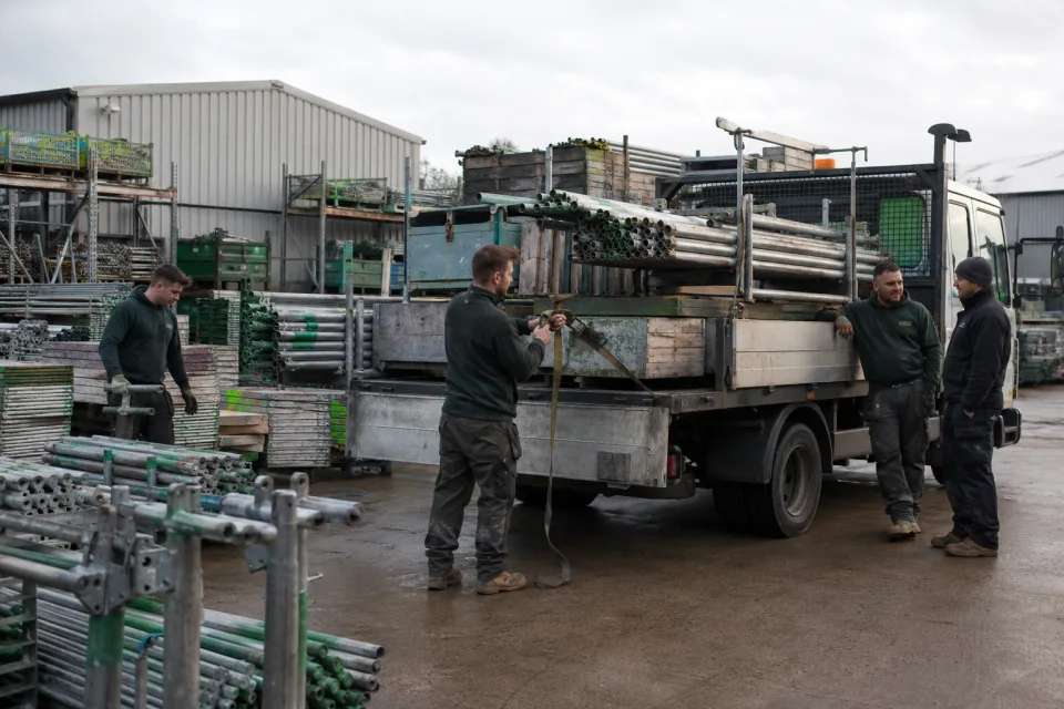 Scaffolding yard logistics at the start of a working day